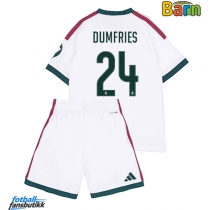 Real Madrid Denzel Dumfries #24 Hjemmedraktsett Barn 2026-27 Kortermet (+ Korte bukser)